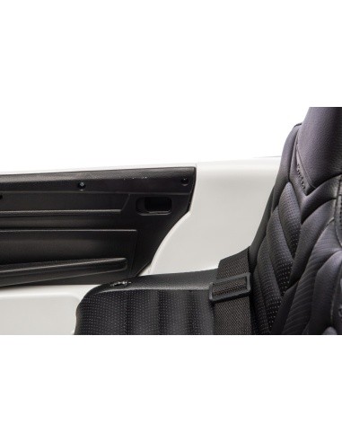 Porsche Macan White Vehicle