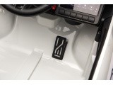 Porsche Macan White Vehicle