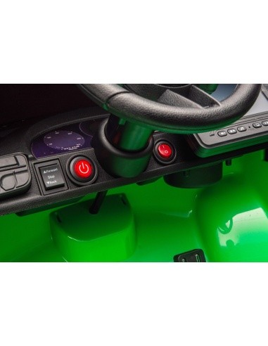 Porsche Macan Green Vehicle
