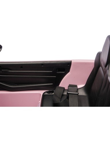 Porsche Macan Pink Vehicle