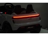 Porsche Macan Pink Vehicle